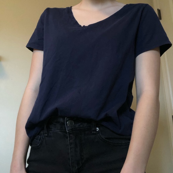 Old navy t-shirts - Picture 1 of 4